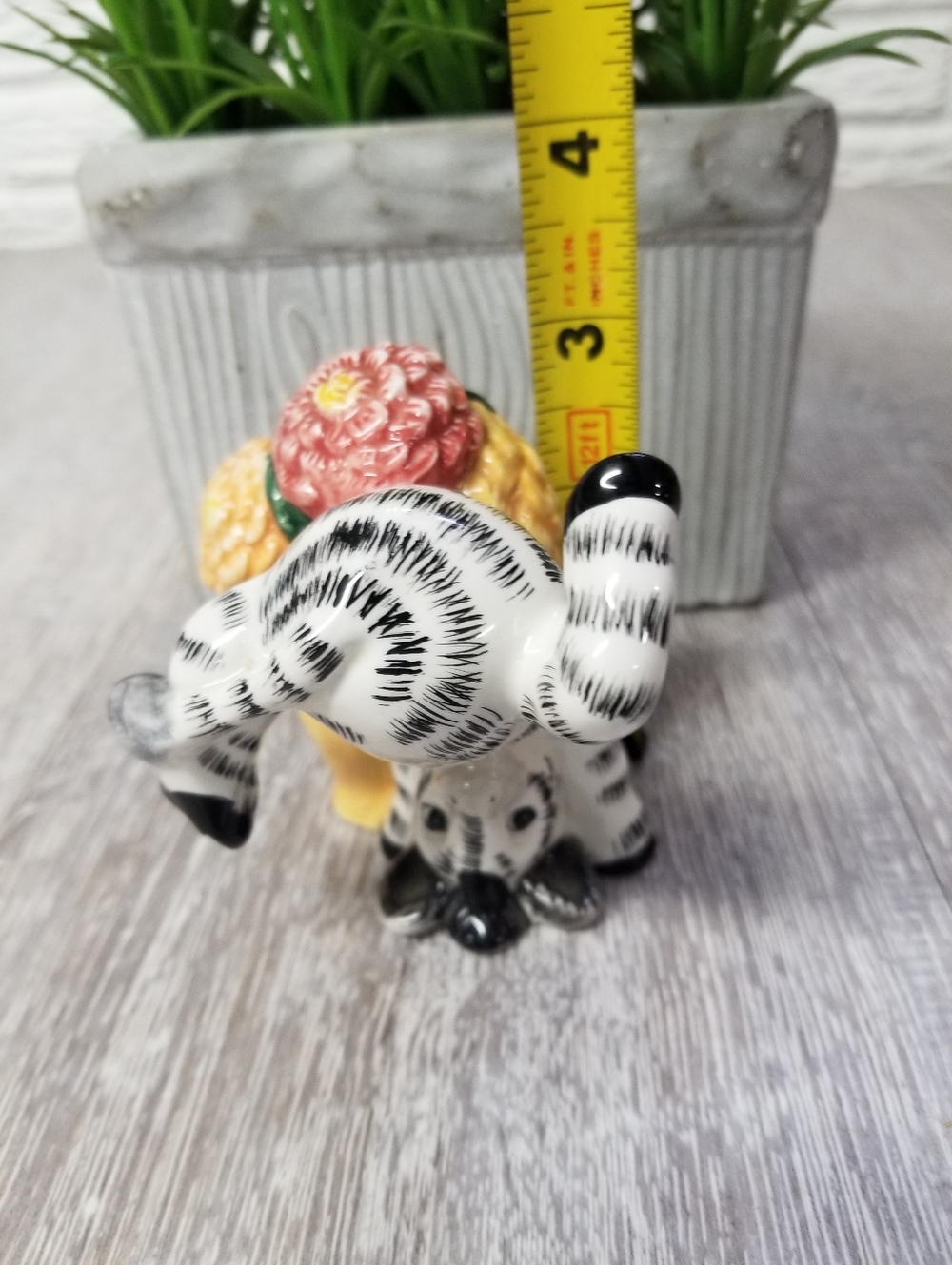 Tumbling Zebra Figurine - Picture 5 of 7